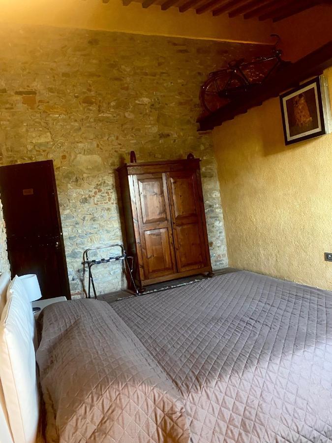 Room In Bb - Agriturismo Sottotono, Nature And Relax Carmignano Buitenkant foto